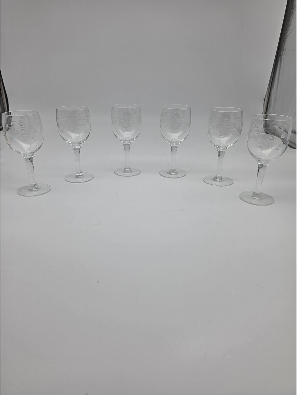 Set of 6 Princess House Clear Etched Red Wine Glasses with Leaf Pattern